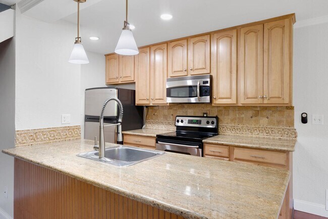Foto del edificio - 1355 42nd Ave #2