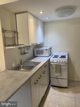 Building Photo - 762 S Mesa Rd