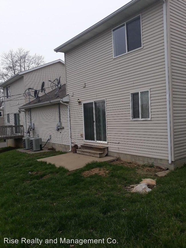 Building Photo - 2 br, 1.5 bath House - 2627 E Park St