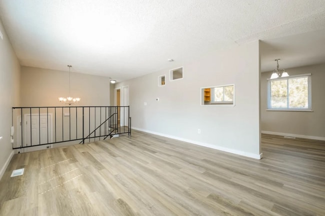 Foto del edificio - 3557 E 115th Ave