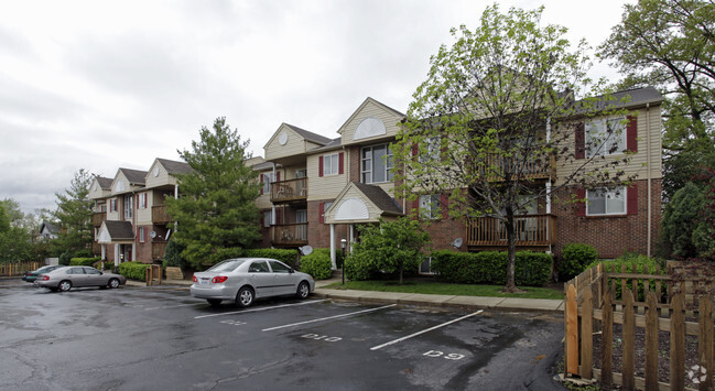 Building Photo - Heritage Hill Apartments