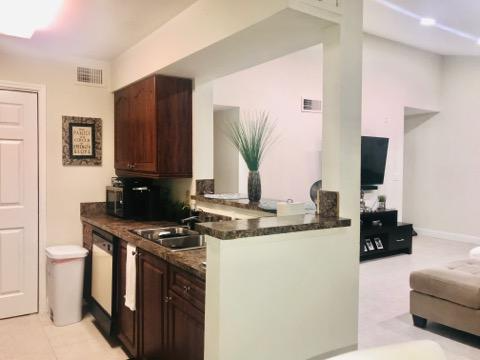 Foto del edificio - 2440 NW 33rd St