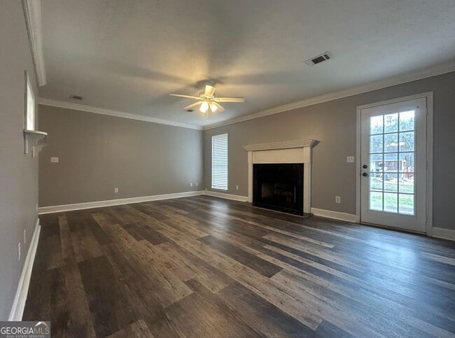 Building Photo - 8 Westhaven Dr NW