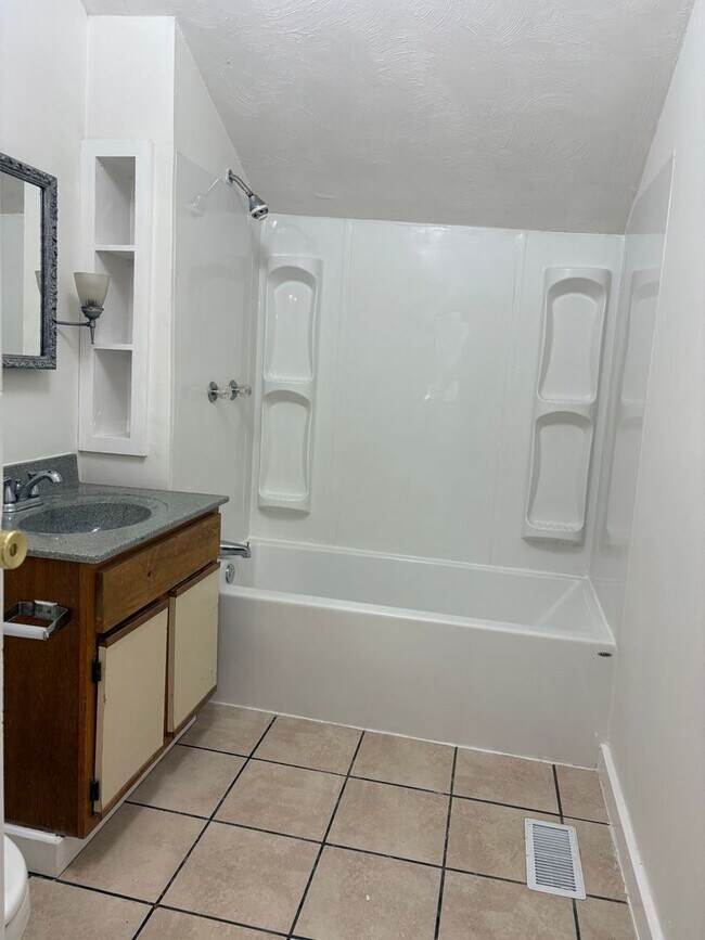 Foto del edificio - 516 Navarre St