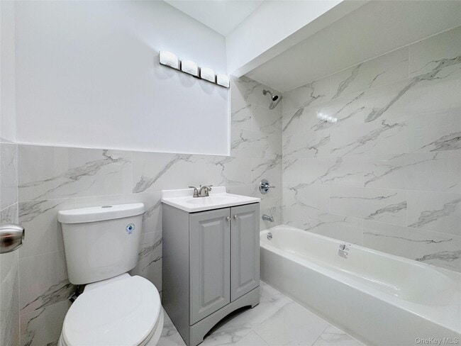 Building Photo - 117-01 14th Ave