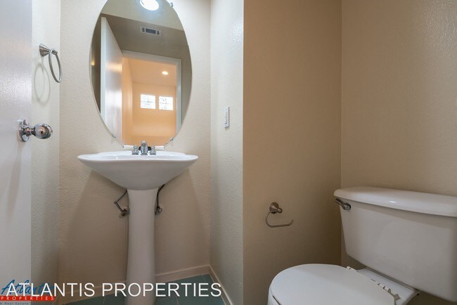 Foto del edificio - 2 br, 2.5 bath House - 397 Montecito Way