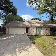 Building Photo - 1500 Wroxton Way