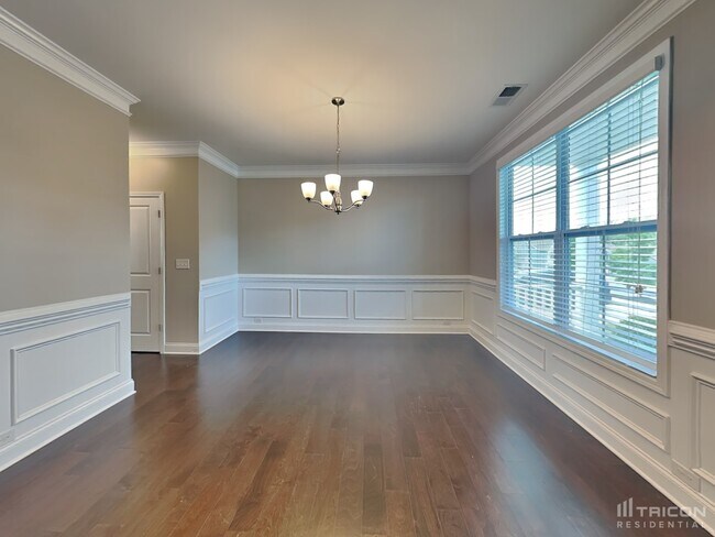 Foto del edificio - 3913 Norman View Dr