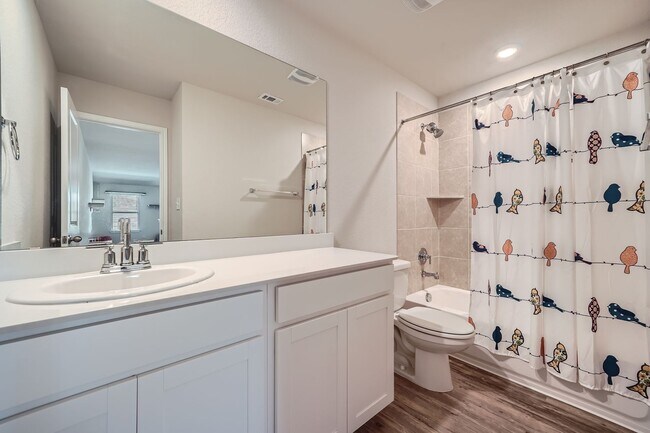 Foto del edificio - 434 Windy Reed Rd