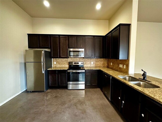 Foto del edificio - 533 Jack Rabbit Ln