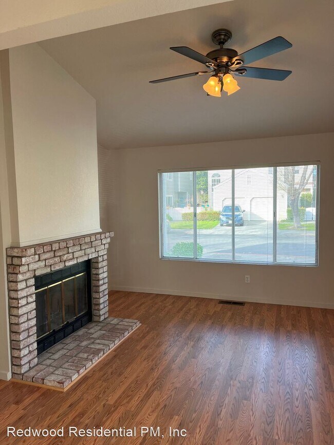 Building Photo - 3 br, 3 bath House - 2347 Morningside Circle