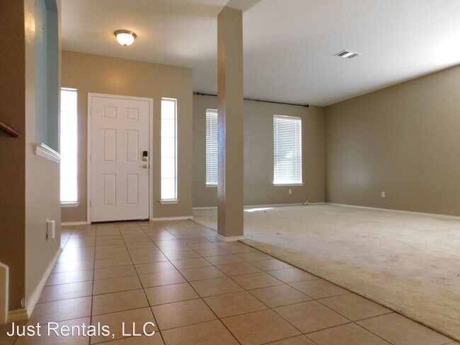 Building Photo - 6 br, 3.5 bath House - 2538 Red Fern Dr