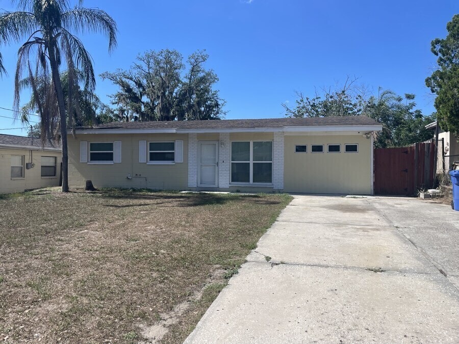 Photo - 7008 Aspen Ave-