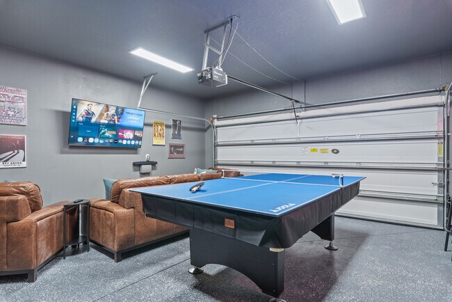 Foto del edificio - 191 Cornwall Dr