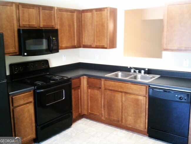 Building Photo - 8422 Carlington Ln