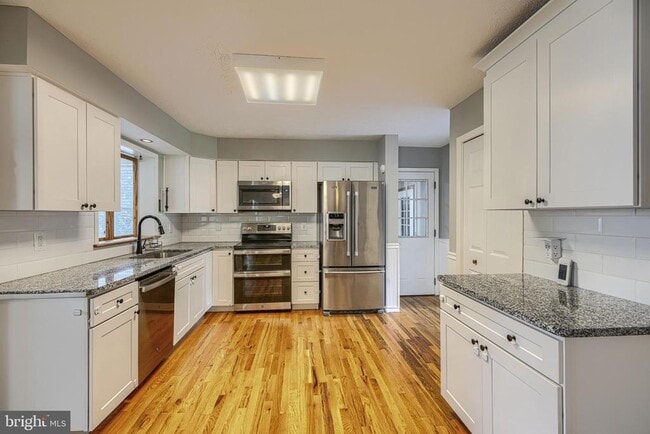 Building Photo - 8301 Whitebark Ct