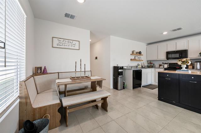 Building Photo - 130 Herman Ln