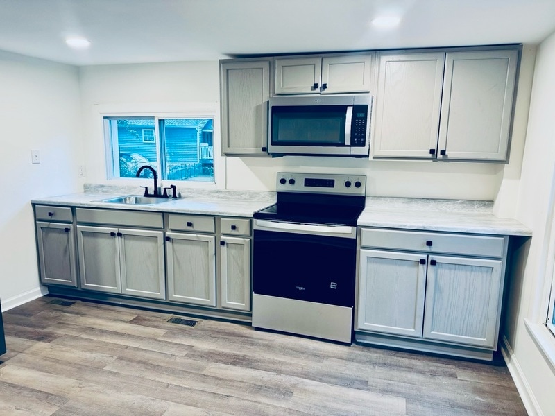 Photo - 1450 Maplewood Drive