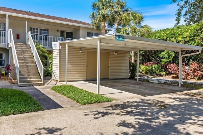 Foto del edificio - 841 Waterside Dr