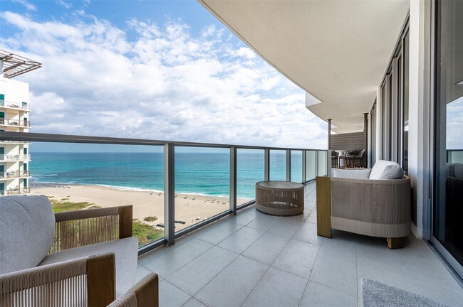 Building Photo - 3100 N Ocean Dr