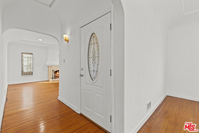 Foto del edificio - 8000 4th St