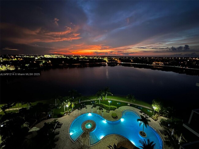 Foto del edificio - 2641 N Flamingo Rd