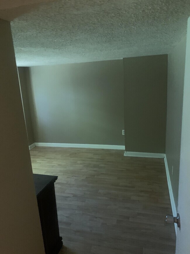 Foto del edificio - 203 Nanney Dr