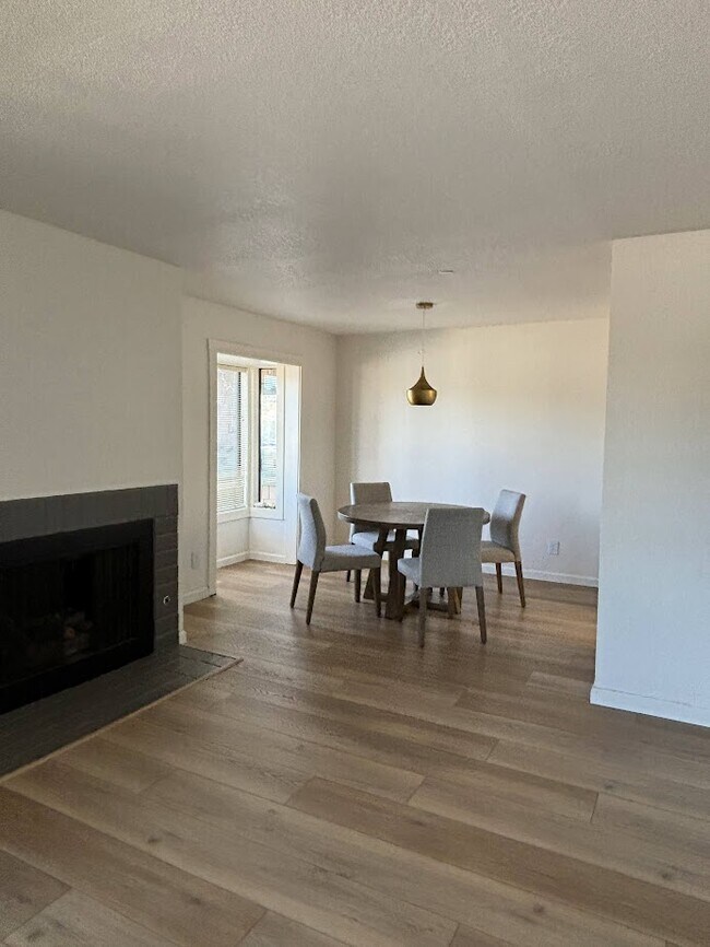 Building Photo - 318 Soquel Ave