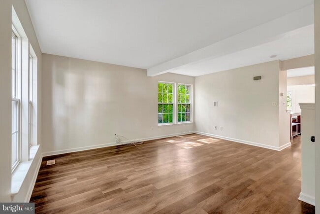 Building Photo - 7057 Sauvage Ln