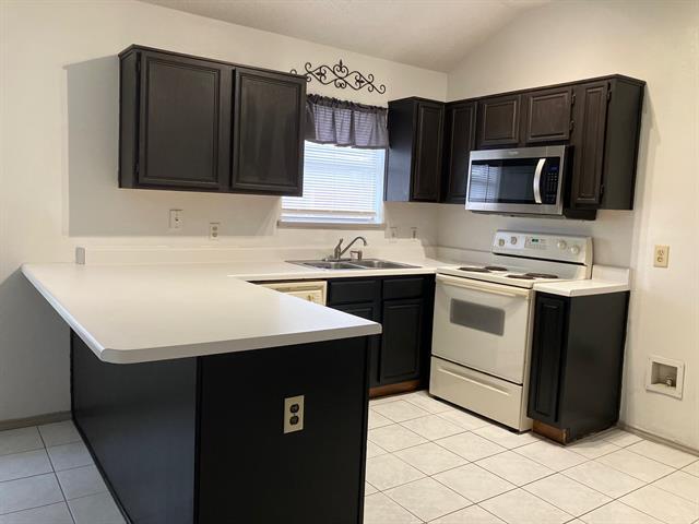 Building Photo - 5210 Highbank Dr