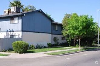 Building Photo - 1937 W Shields Ave