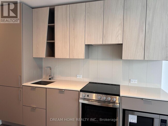 Photo du bâtiment - 3883 Quartz Rd