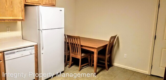 Building Photo - 16619 Hunters Ridge Ln
