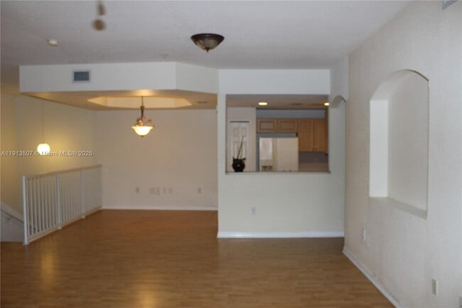 Foto del edificio - 6380 NW 114th Ave