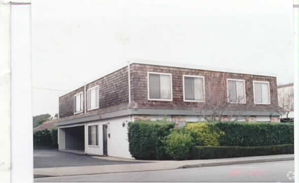 Foto del edificio - 460 Richmond Dr