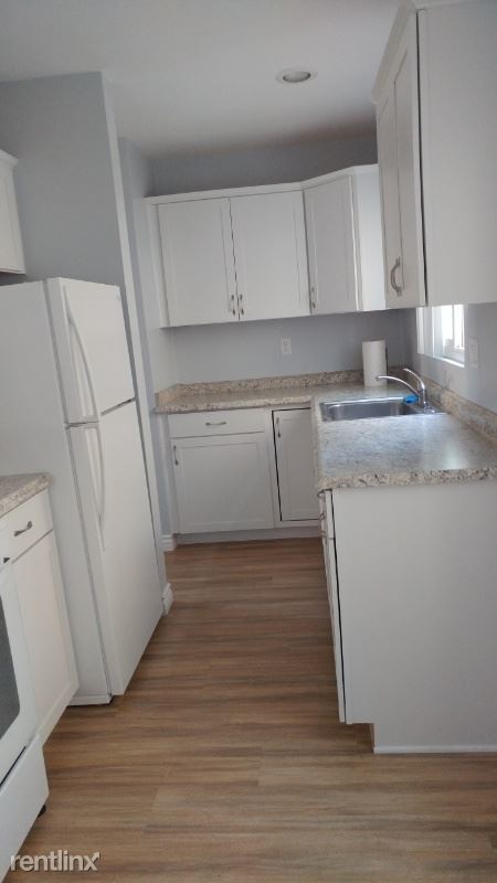 Building Photo - 3554 W 170th St