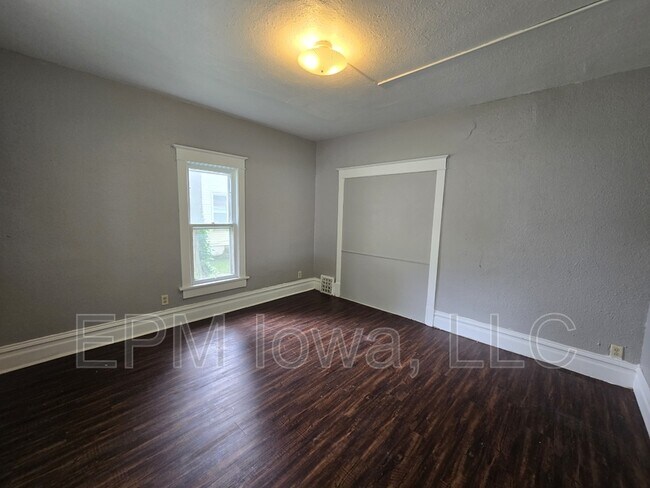 Foto del edificio - 833 Dawson St