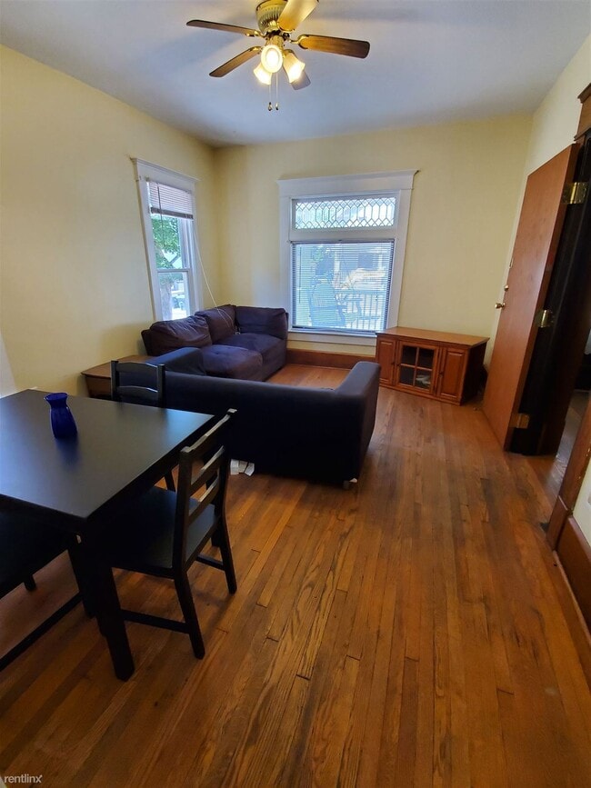 Building Photo - 9 br, 4 bath House - 324 John St