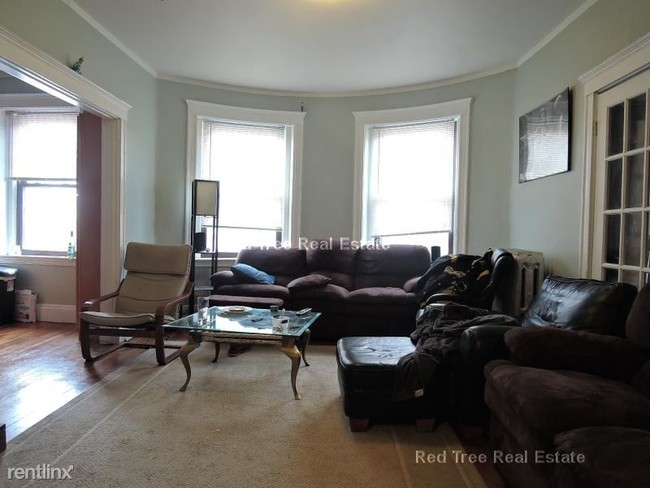 Foto del edificio - 38 Englewood Ave