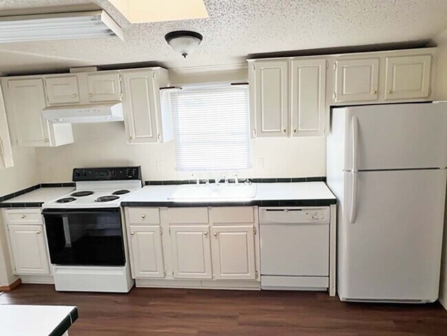 Foto del edificio - Great 4 Bdrm 2 Bath Manufactured Home in R...