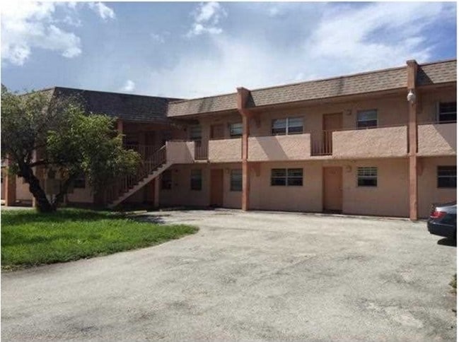 Building Photo - 20690 NW 15th Ave