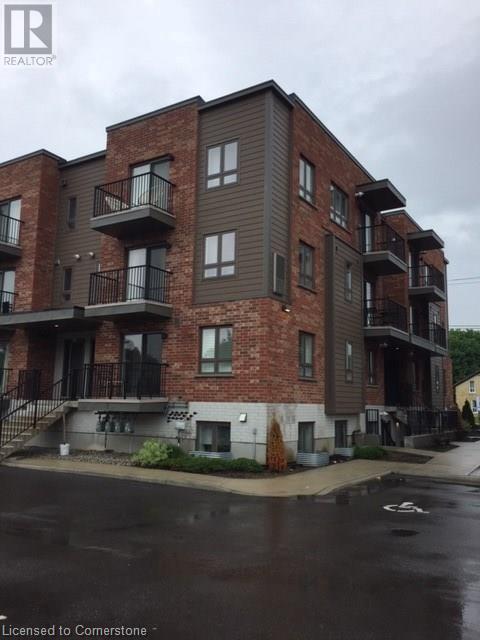 Building Photo - 361 Lancaster St W