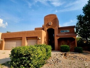Building Photo - 7604 Rio Guadalupe Pl NE