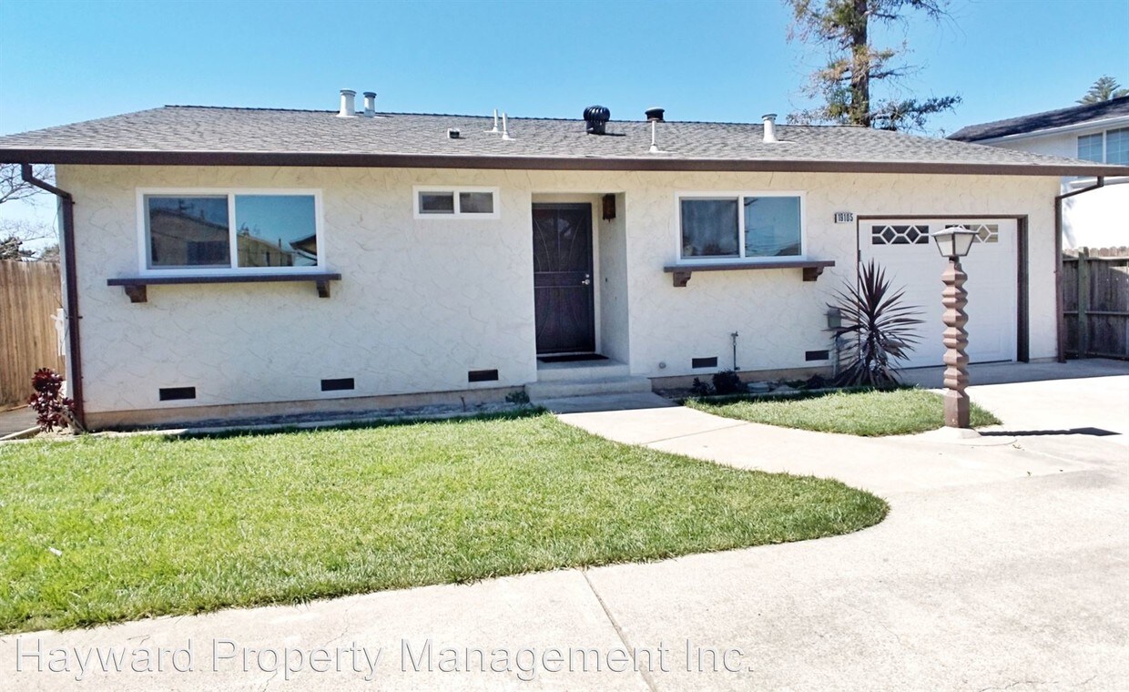 Foto principal - 19105 Meekland Ave