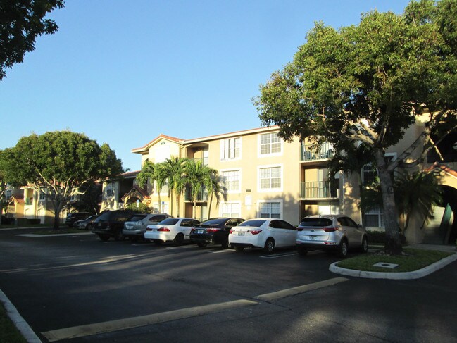Foto del edificio - 15065 Michelangelo Blvd