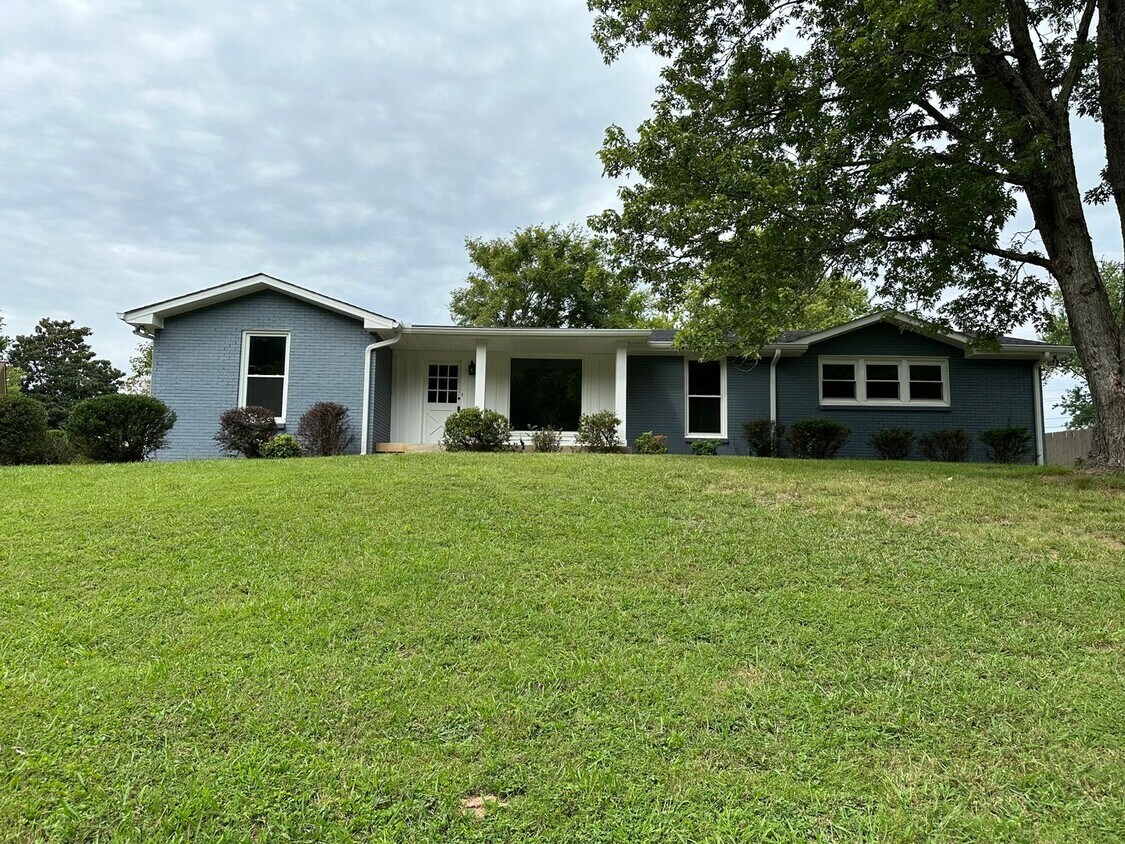 Foto principal - Beautiful Pet Friendly 3 bedroom home for ...