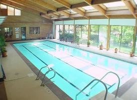 Photo - 2BR/2BA, vaulted ceilings, pool, parking, W/D included, more! (SC308) House