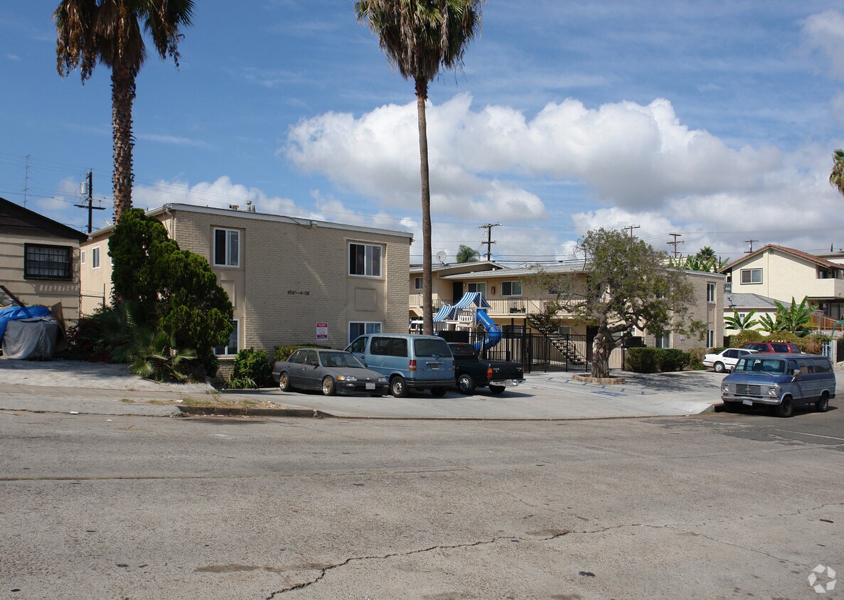 Foto del edificio - 4048-4056 48th St
