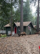 Building Photo - 16921 McKenzie Dr