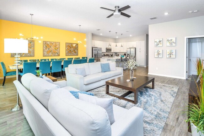 Building Photo - 2567 Shanti Dr